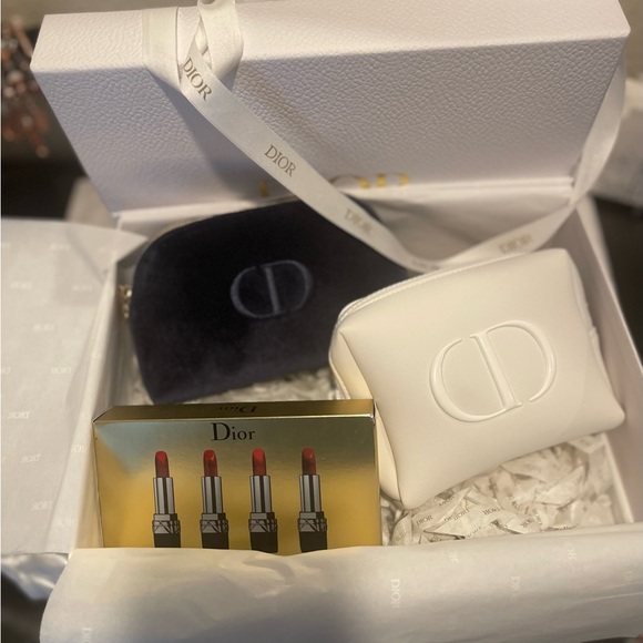 DIOR LIPSTICK 💄 (4) & DIOR TRAVEL POUCH (2) TOILETRY COSMETIC BAG INC. BOX SET - Picture 4 of 12